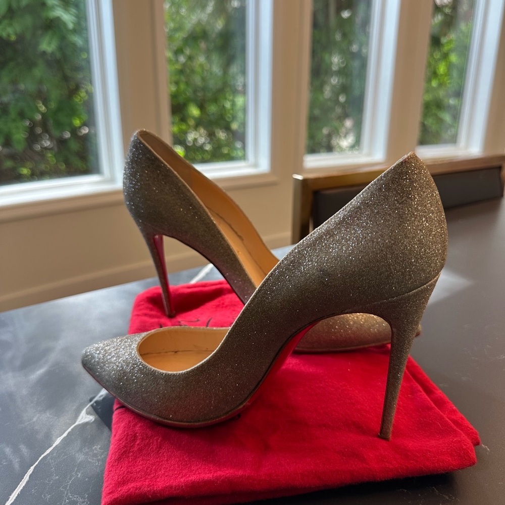 Christian Louboutin Champagne Glitter Pumps 38.5